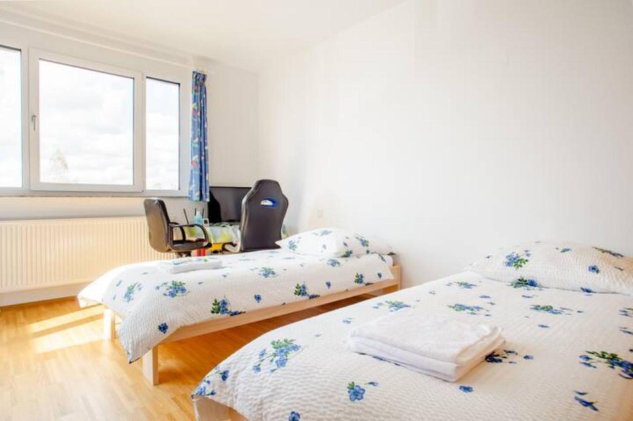 Beautiful Room With Balcony Direction To Messe Ганновер Экстерьер фото